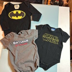 6 to 9 months Batman onesies size